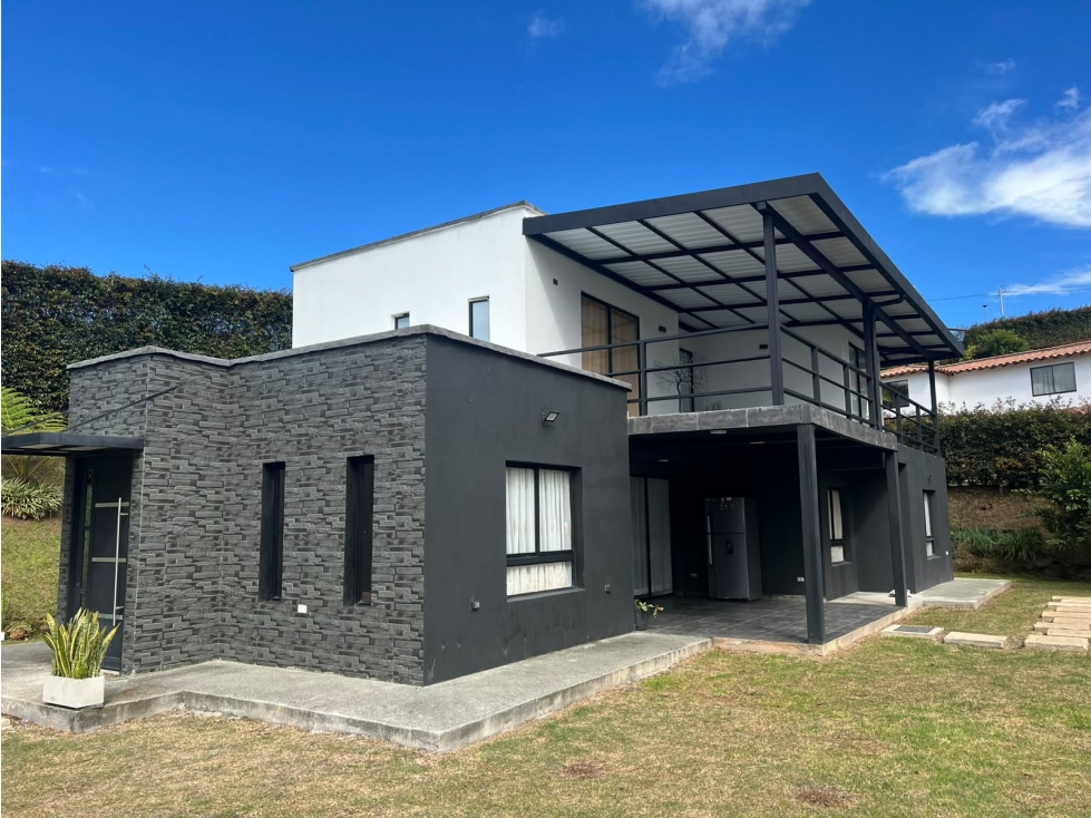 VENDO, RENTO O PERMUTO ESPECTACULAR FINCA EN MARINILLA 1140M2 — foto 6