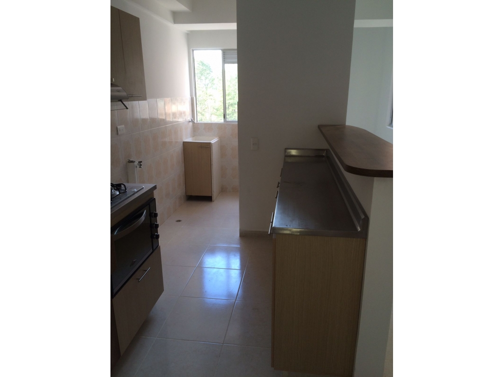 VENDO APTO SECTOR NORTEAMERICA BELLO — foto 3