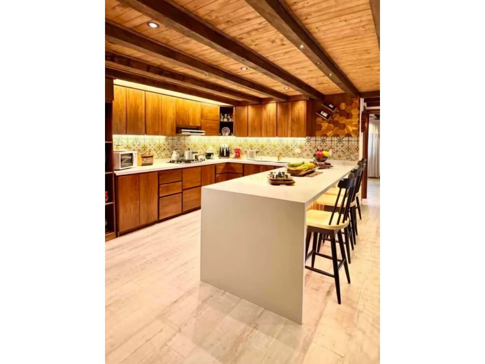 FINCA EN VENTA EL CARMEN DE VIBORAL, ANTIOQUIA 1300 M2