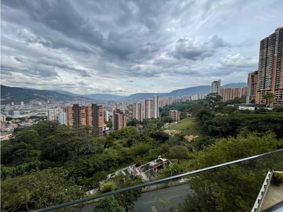 APARTAMENTO EN VENTA SABANETA 110 M2 CON VISTA A MEDELLIN — foto 3