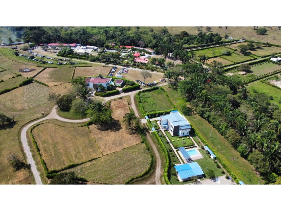 SE VENDE LOTE VIA SIRIVANA - 5