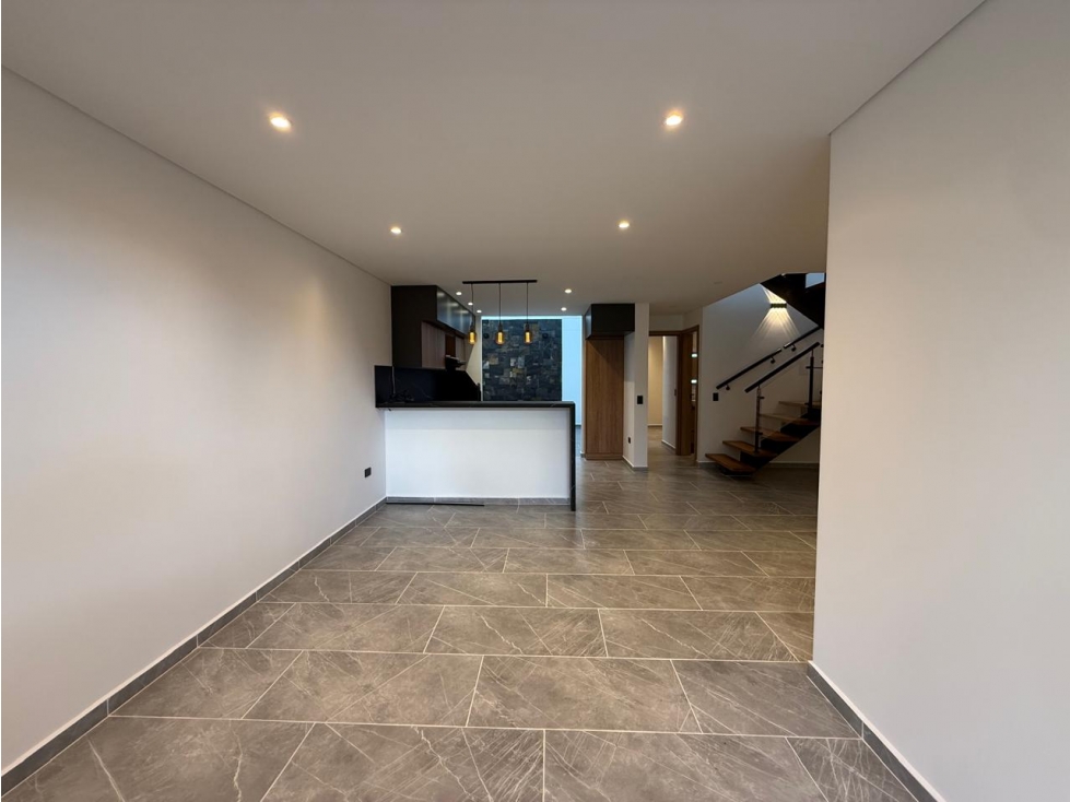 Se vende Casa La Ceja, unidad abierta Bosques del Tambo (AR) - 2