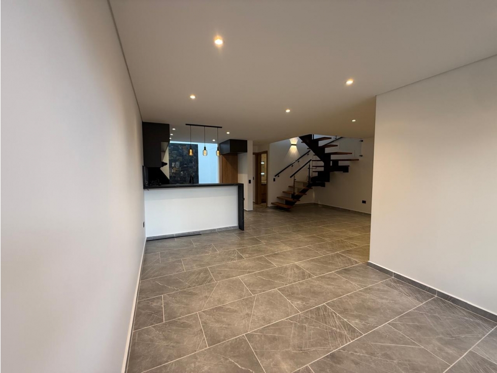 Se vende Casa La Ceja, unidad abierta Bosques del Tambo (AR) - 3