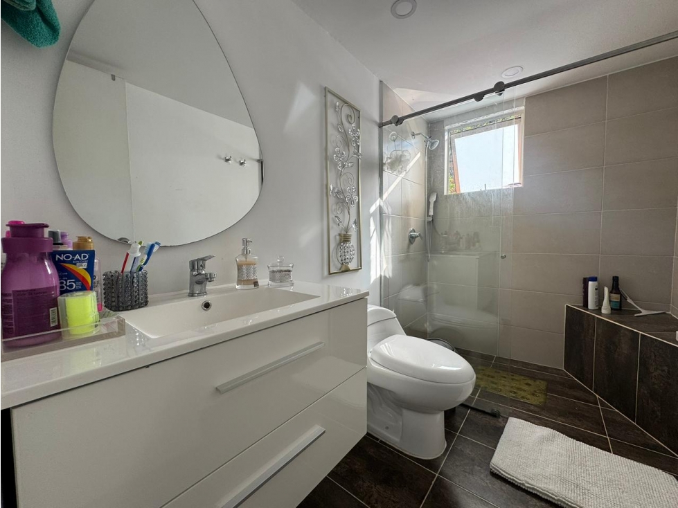 APARTAMENTO EN VENTA MILLA DE ORO / PROVENZA El Poblado Medellín — foto 4