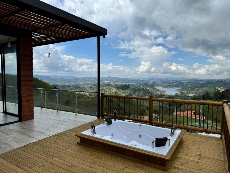 Lodge, En el Peñol - 4