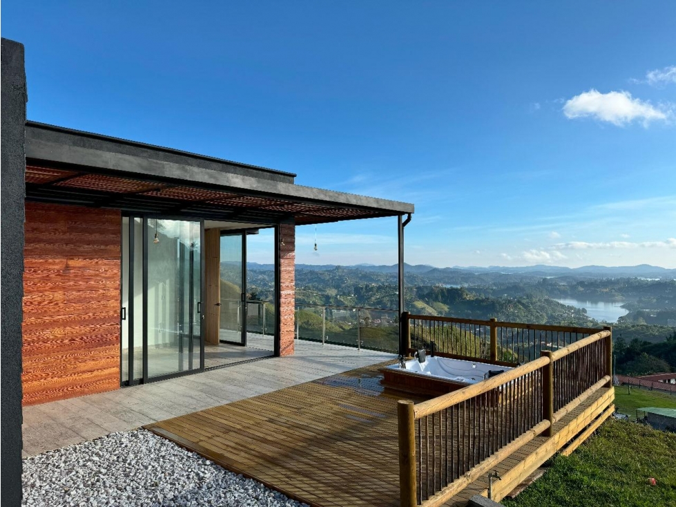 Lodge, En el Peñol - 3