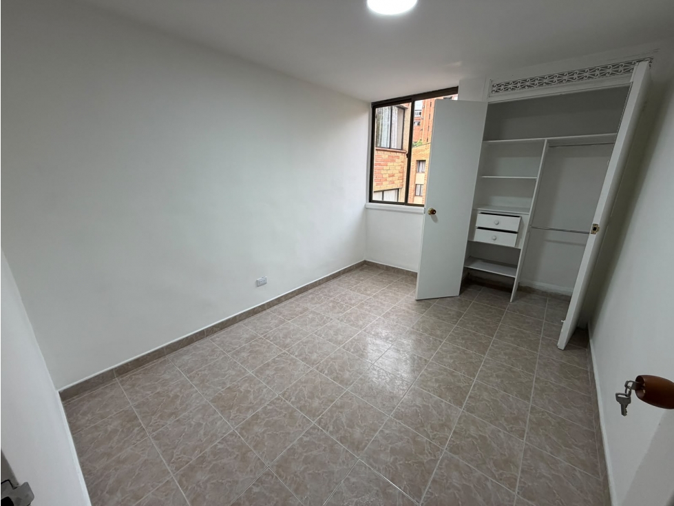 ¡HERMOSO APARTAMENTO VENTA EN ENVIGADO El PORTAL UNIDAD CERRADA. — foto 4