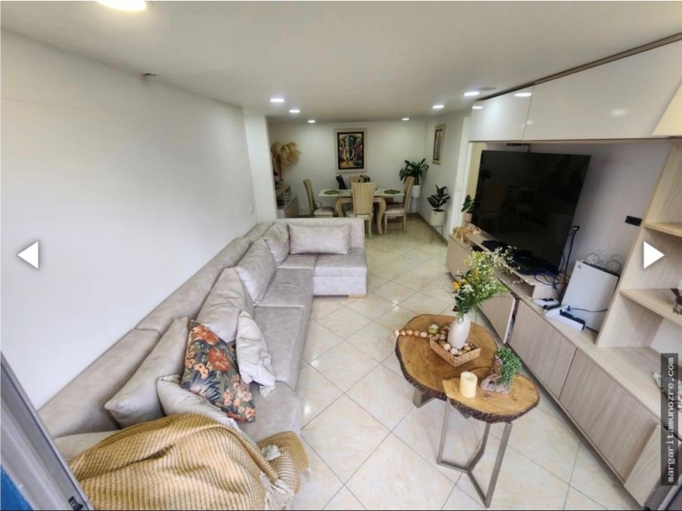 APARTAMENTO REMODELADO EN LAURELES LA ALMERIA VISTA PANORAMICA
