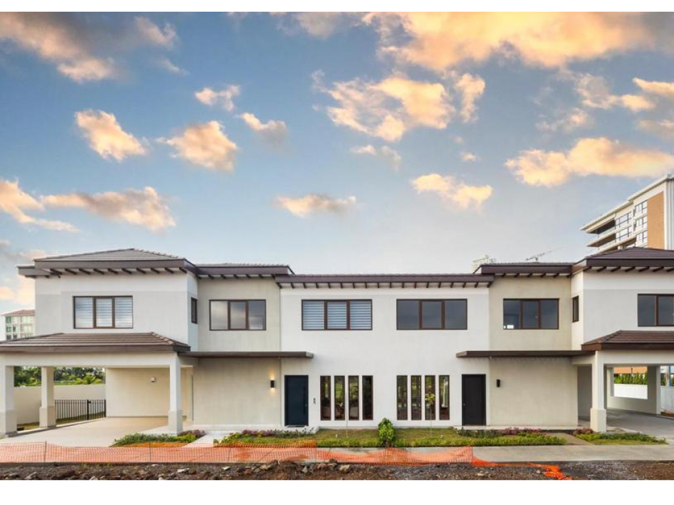 Casas en Venta en Santa María, The Woods (LM)