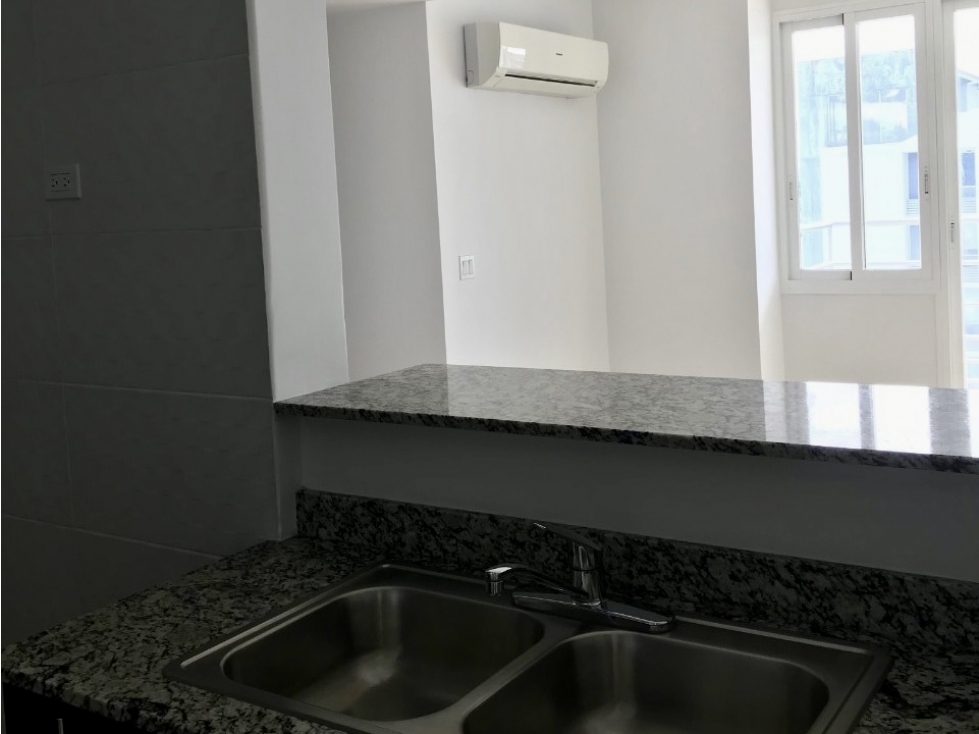 Venta de apartamento en Cosmopolitan Towers - 12 de Octubre