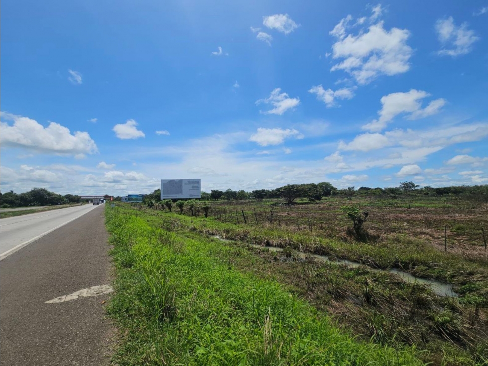 Se vende finca de 4.22 HAS en Aguadulce Interamericana - 1