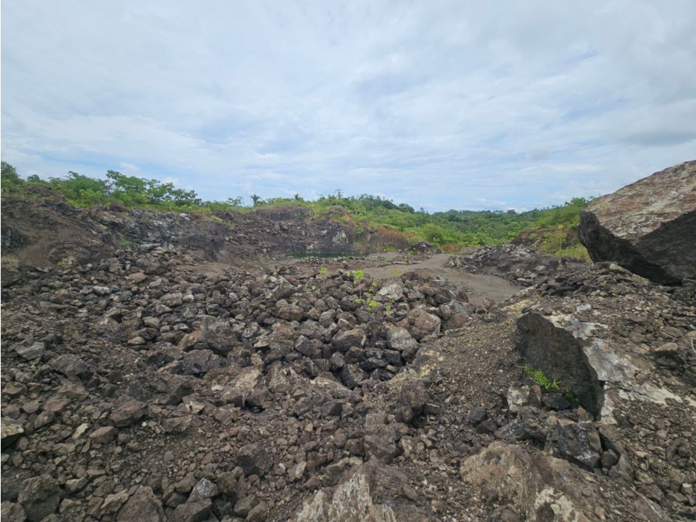 Se vende finca de 67 has con proyecto de cantera en Darién, Metetí - 2