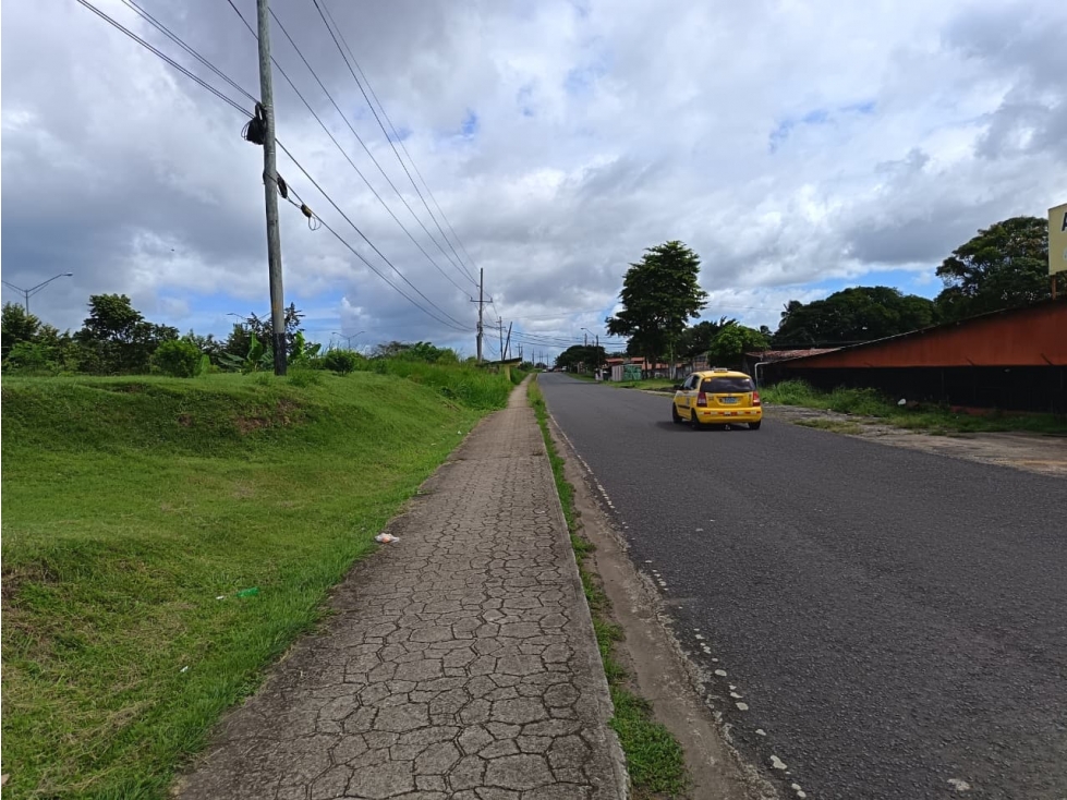 Terreno en venta o alquiler con galera en La Chorrera (DR) — foto 2