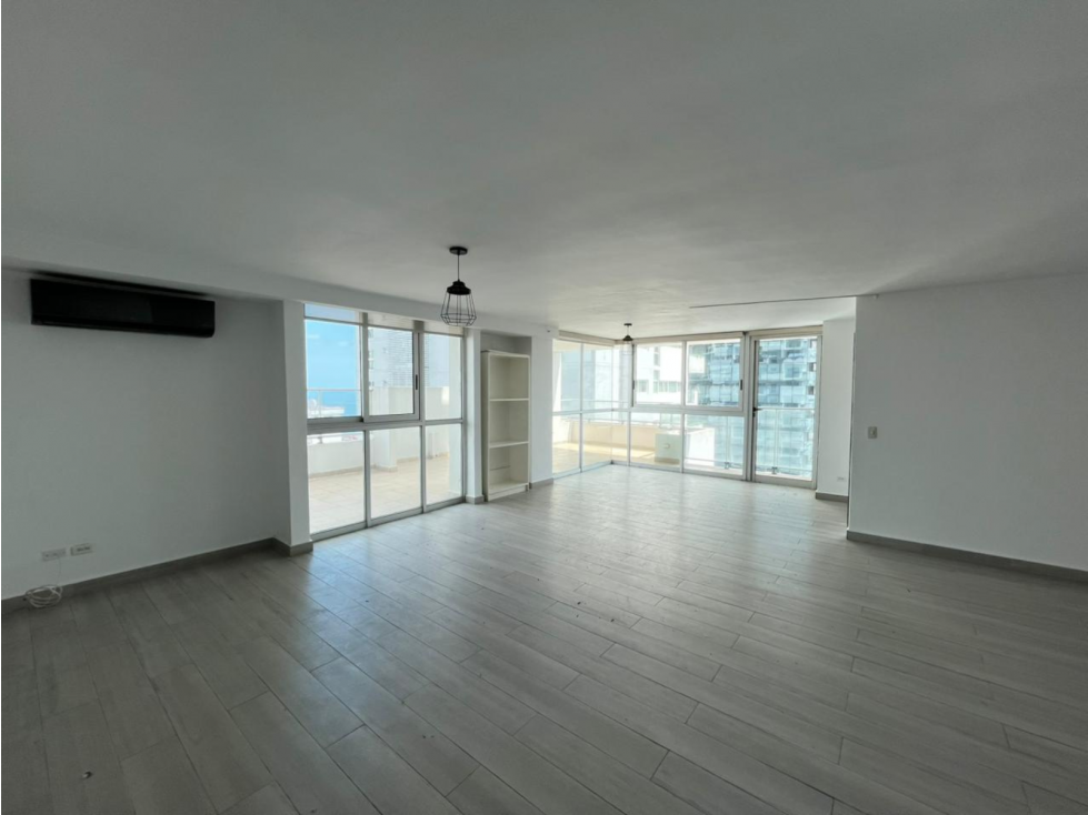 Apartamento reposeido en venta PH Belle View - Bella Vista (PD)