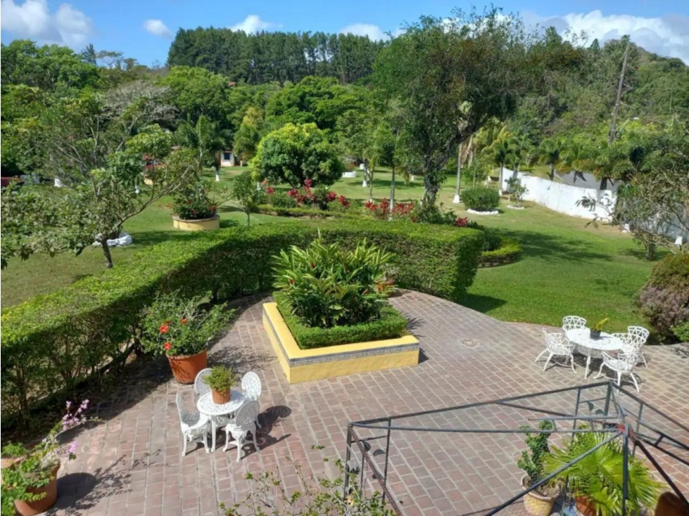 Finca en venta de 1.8 hectáreas en El Valle de Antón (BO) - 3