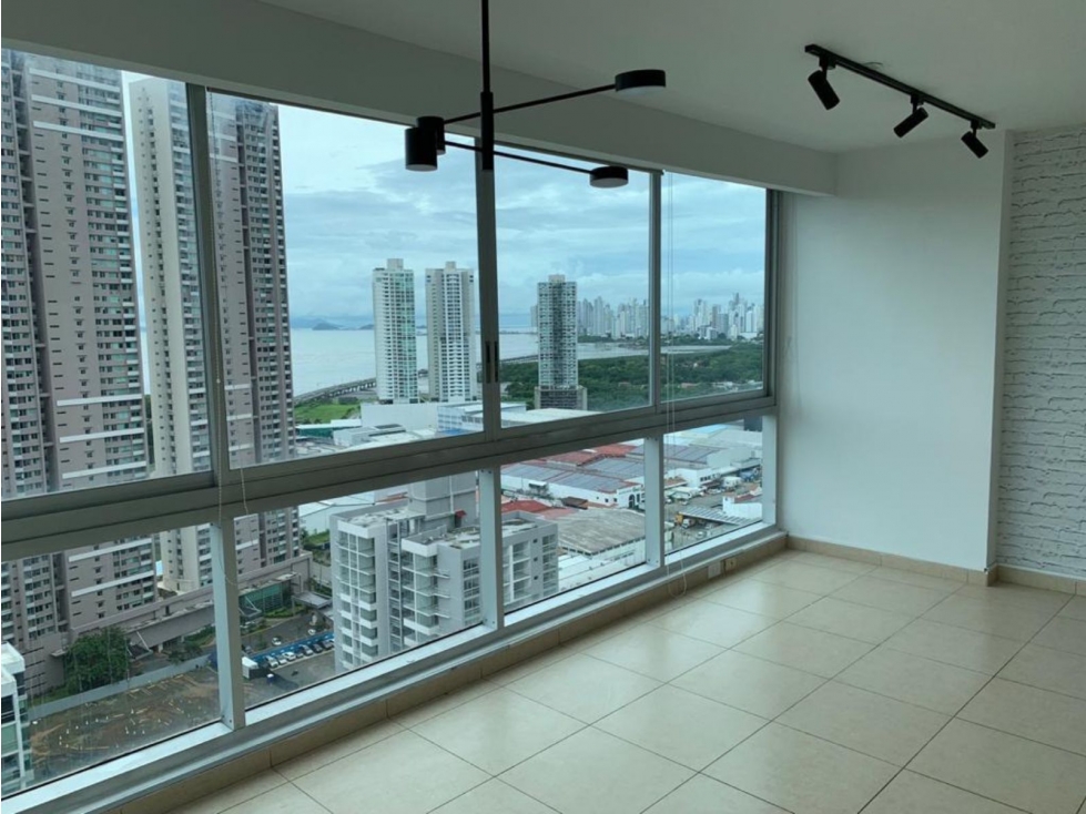 Apartamento en venta PH Sol del Este - Costa del Este (BO)