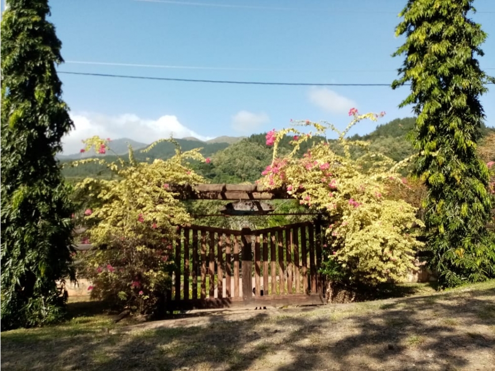 Se Vende Terreno en Sajalices de 4200Mt2 (DR) - 4