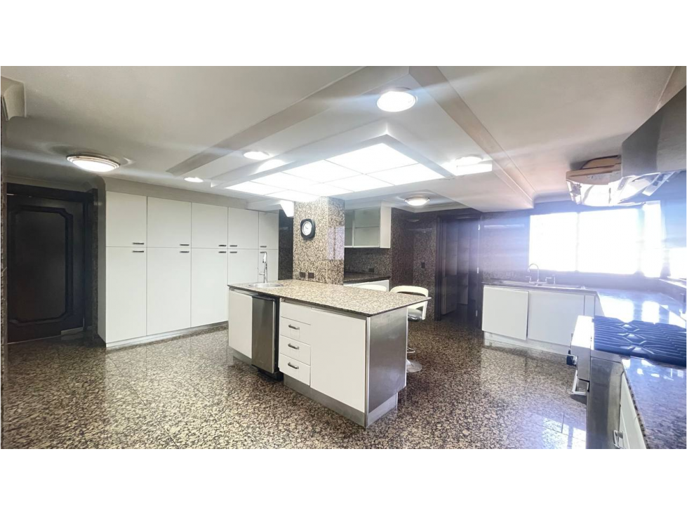VENTA DE APARTAMENTO LA CRESTA — foto 2