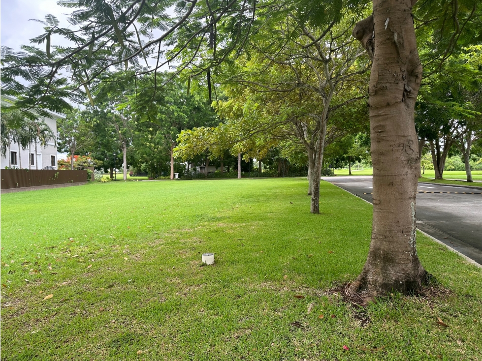 Lote en venta frente al lago -Island Estate Santa María (BORA) — foto 4