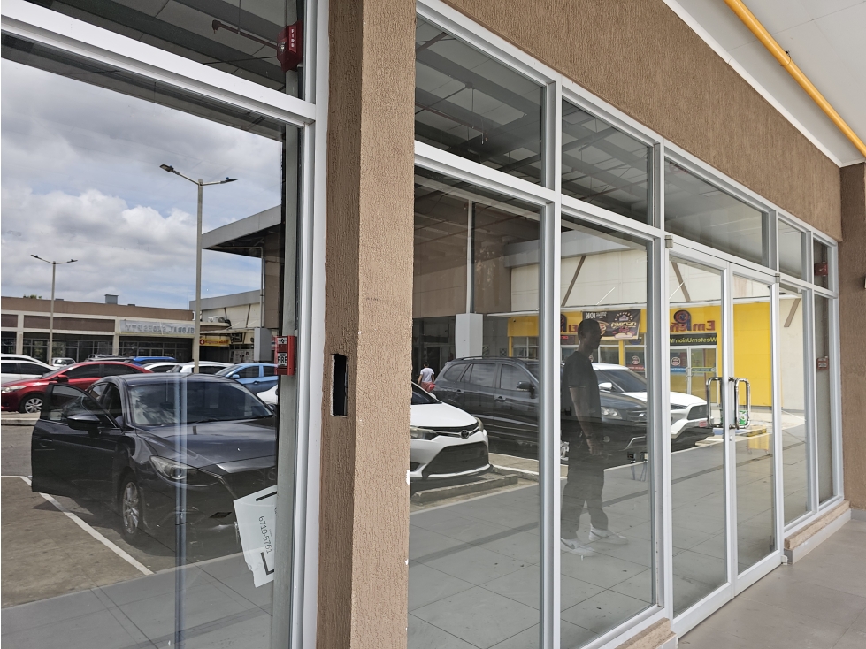 Se Alquilan Locales Comerciales en Arraiján desde 96 mts2 - 2