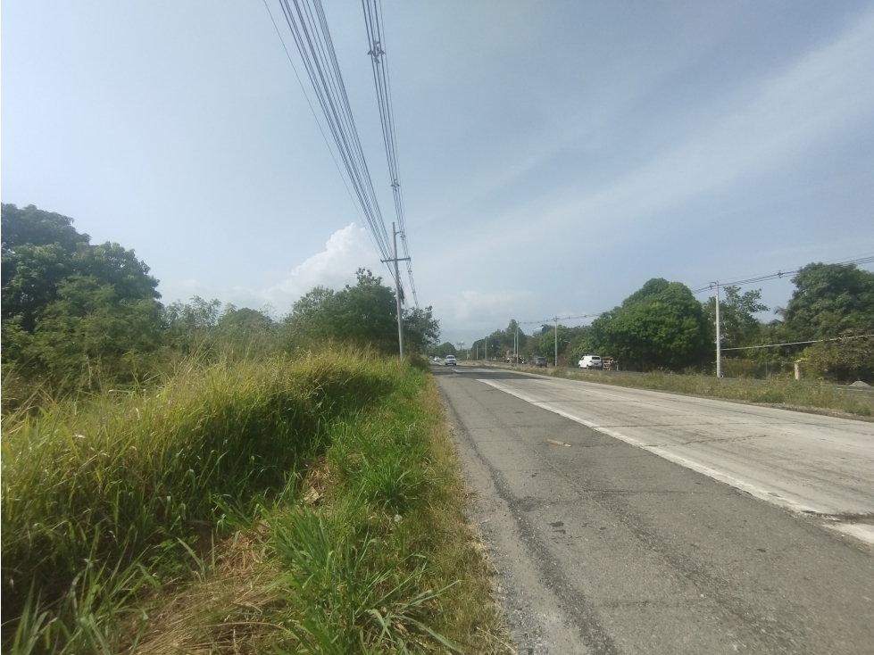 Se Vende Terreno Comercial en Interamericana Rio Hato-San Carlos (DR) - 4