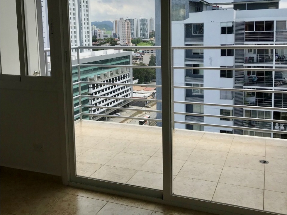 Venta de apartamento en Cosmopolitan Towers - 12 de Octubre — foto 4