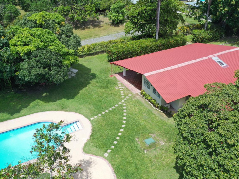 Se Vende Casa en Santa Clara-Coclé (DR) - 3