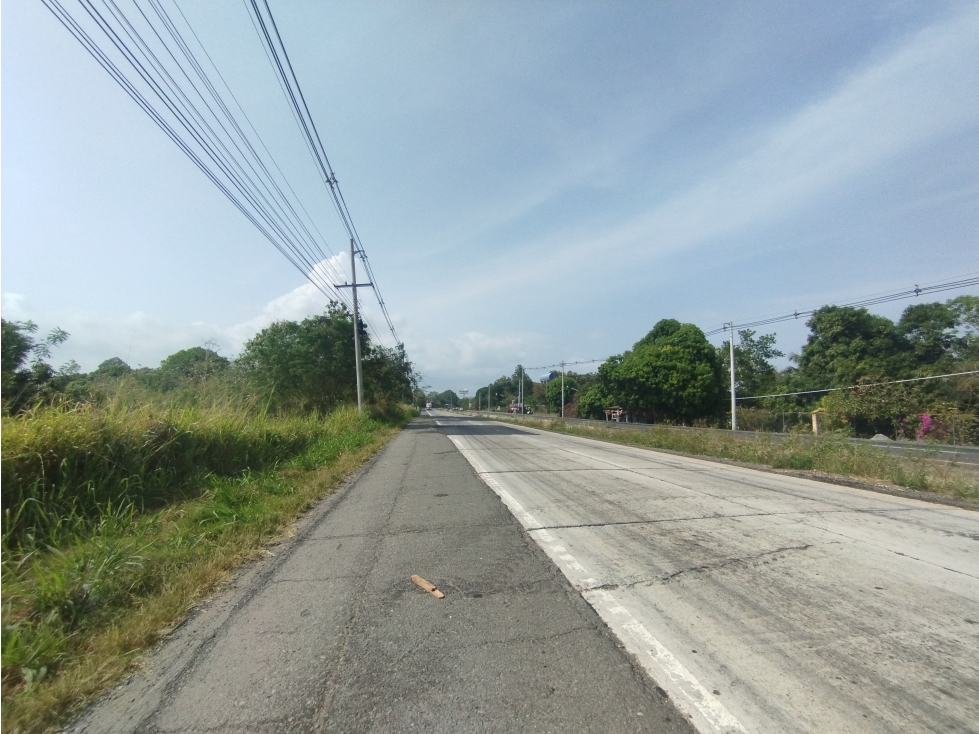 Se Vende Terreno Comercial en Interamericana Rio Hato-San Carlos (DR) - 5