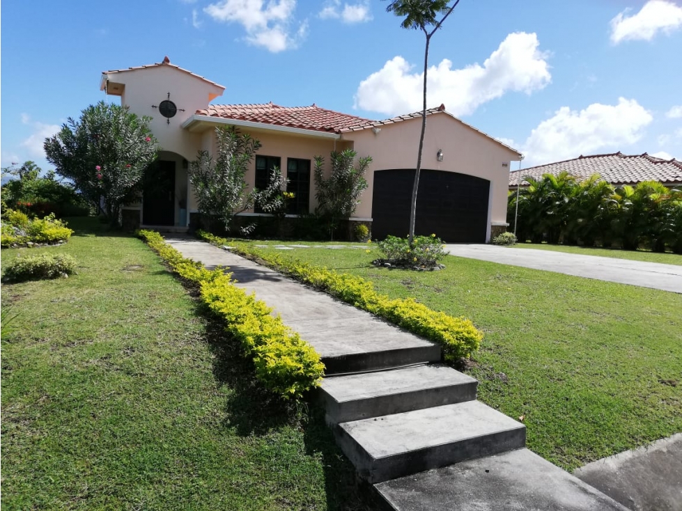 Casa de Playa en venta Retiro en Hacienda Pacífica - San Carlos (BO)