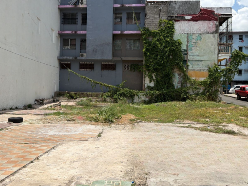 Venta de terreno comercial en el Casco Viejo (JAG) — foto 3