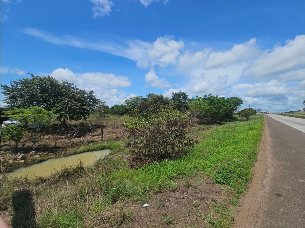 Se vende finca de 4.22 HAS en Aguadulce Interamericana - 4