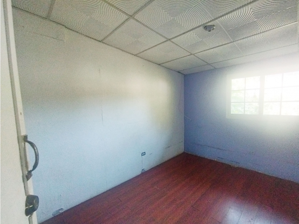 Se Vende o Alquila Terreno comercial con Casa en la Chorrera (DR) - 5