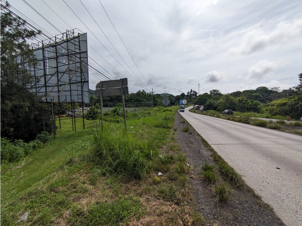 Terreno en venta de 3314 Mts2 en Vía Panamericana-La Chorrera (DR) - 1