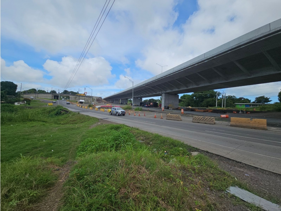 Se Vende Terreno con Plaza comercial en Chorrera- Guadalupe (DR) - 5