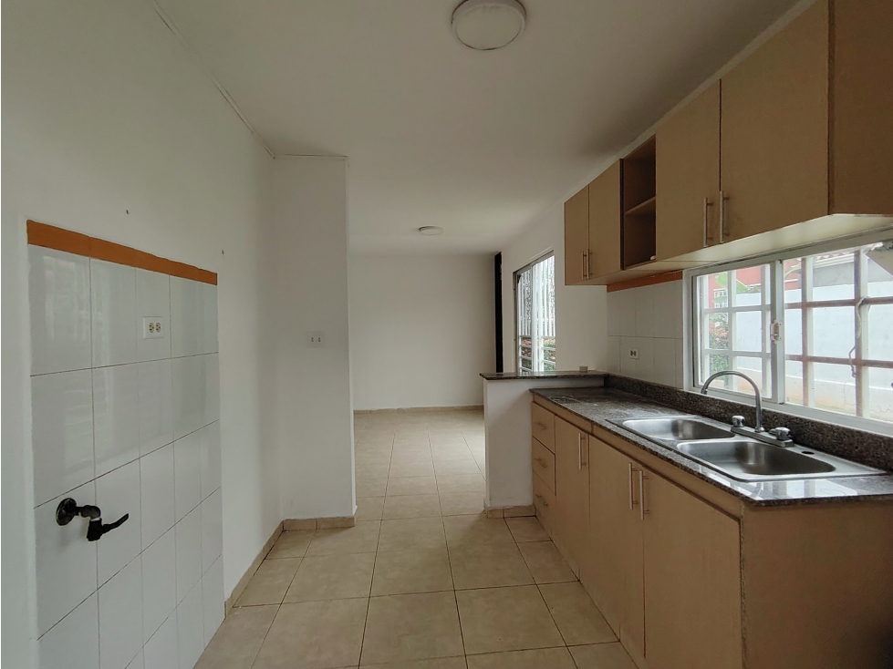 Casa en Alquiler Arboledas - La Chorrera (DR) — foto 6