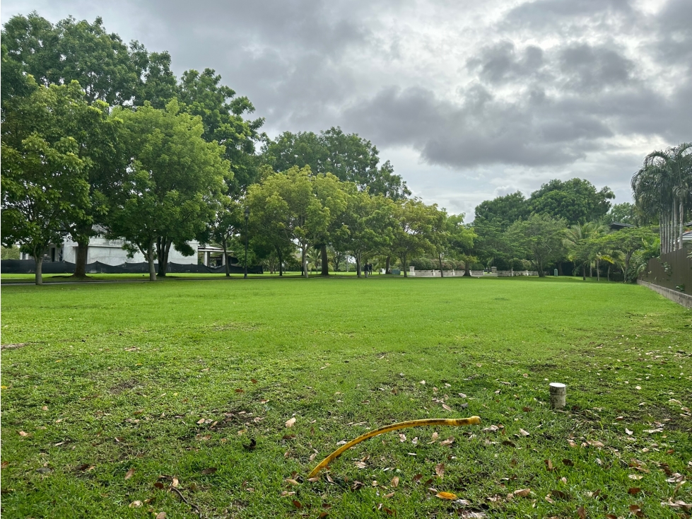 Lote en venta frente al lago -Island Estate Santa María (BORA) — foto 5