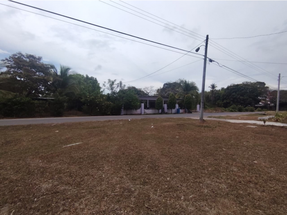 Terreno Comercial en venta cerca a Playa Blanca - Río Hato (DR) - 6