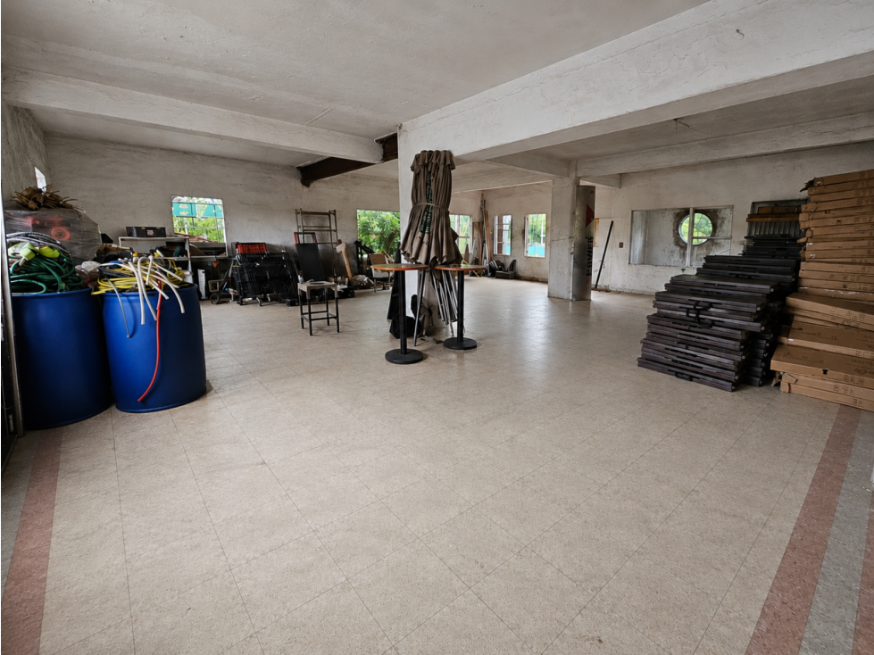 Alquiler de locales comerciales en Couseway - Amador (PD) — foto 6