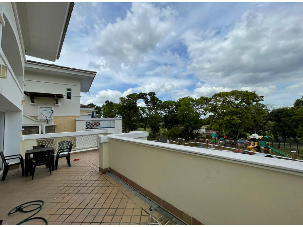 Se vende Apartamento en Tucan Country Club - 2