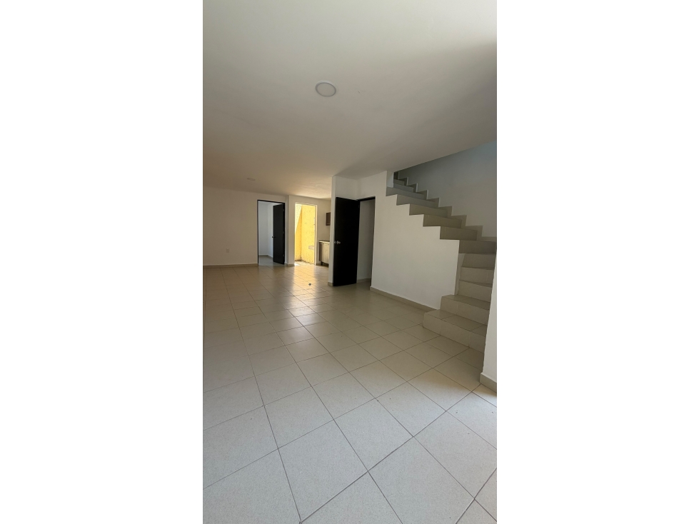 CASA EN VENTA EN TZOMPANTLE — foto 2