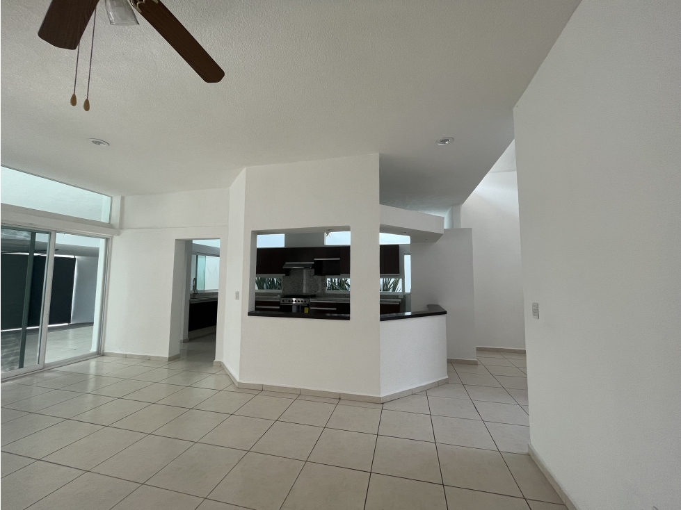 MODERNA CASA DE UN SOLO NIVEL EN VENTA EN ZONA NORTE — foto 5