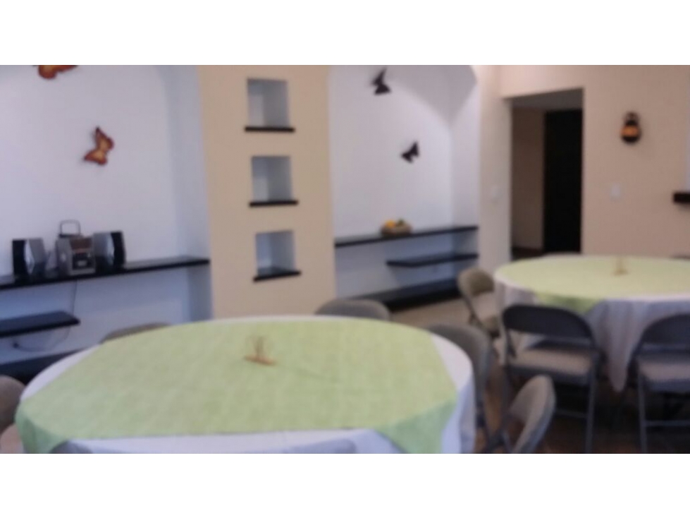 MAJESTUOSA CASA ESTILO COLONIAL EN RANCHO CORTES — foto 6