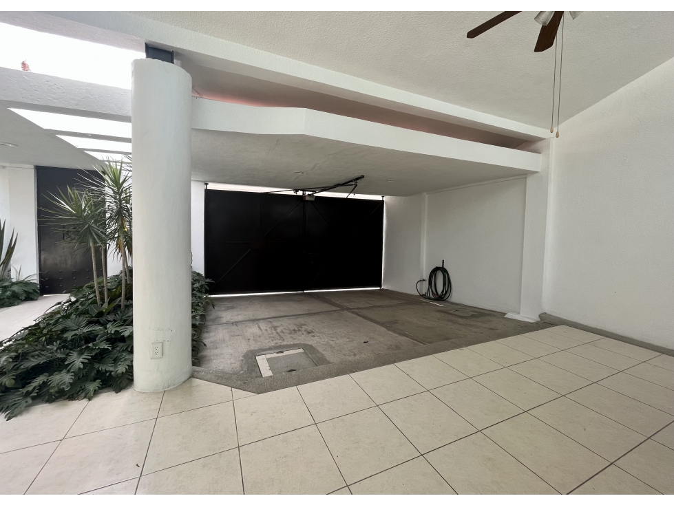 MODERNA CASA DE UN SOLO NIVEL EN VENTA EN ZONA NORTE — foto 2