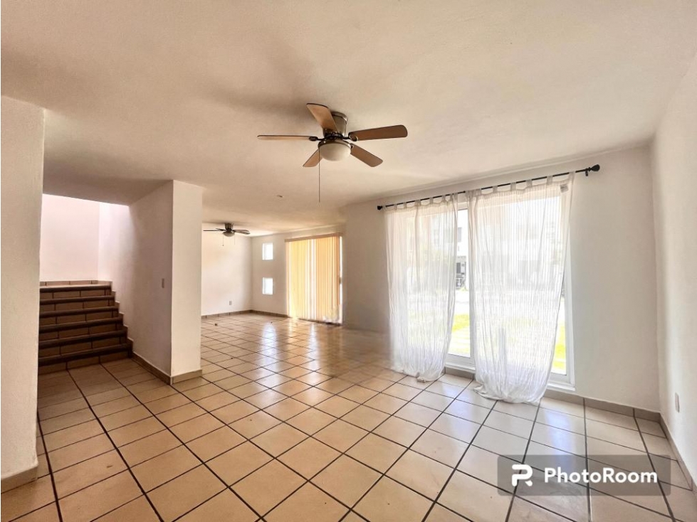 CASA EN VENTA EN CONDOMINIO PUERTA DEL SOL - 4