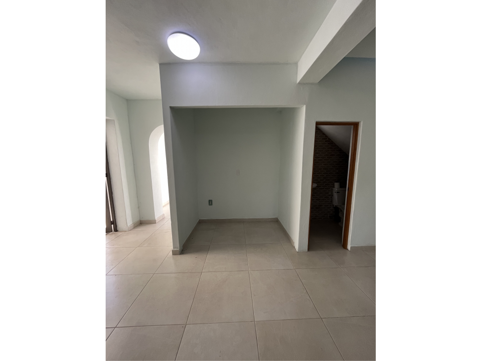 CASA DE UN SOLO NIVEL EN VENTA EN LA COL. JACARANDAS - 5