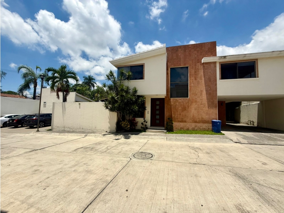 CASA MODERNA EN VENTA EN ATLACOMULCO
