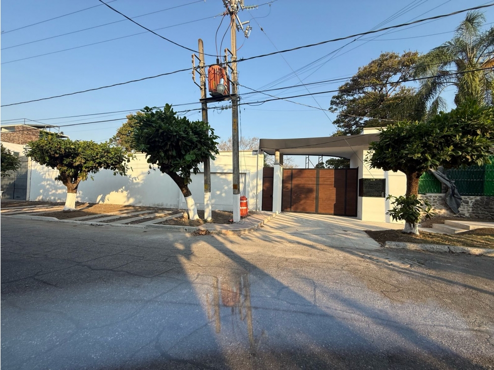 TERRENOS EN VENTA EN LOMAS DE CUERNAVACA - 2