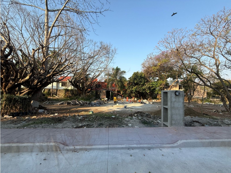 TERRENOS EN VENTA EN LOMAS DE CUERNAVACA - 6