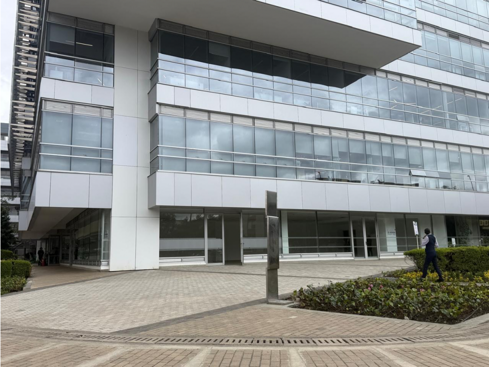 Excelente virtrina comercial local Centro Empresarial Colpatria - 1