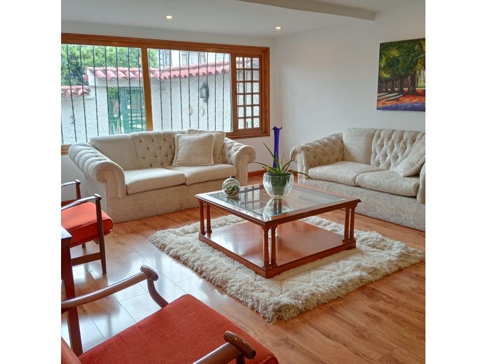 SE VENDE CASA - PONTEVEDRA